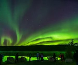 7-Auroras-Tour-Lodge