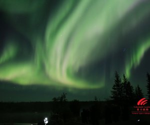 Aurora-Borealis-different-colors-in-Yellowknife-Yellowknife-Vacations
