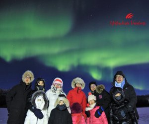 Aurora-borealis-northern-lights-yellowknife-vacations