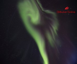 Coronal-mass-ejection-Yellowknife-Vacations