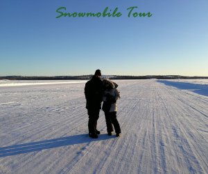 Snowmobile Yellowknife Ice road