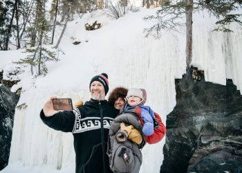 Ice-Caves-selfie-Yellowknife